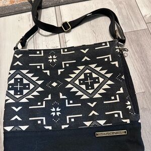 Dakine Black and White Patterned Shoulder Bag